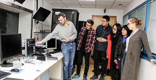 Learning about MR scanners at the Institute of Biophysics in Beijing in april 2016. Learning about MR scanners at the Institute of Biophysics in Beijing in april 2016.